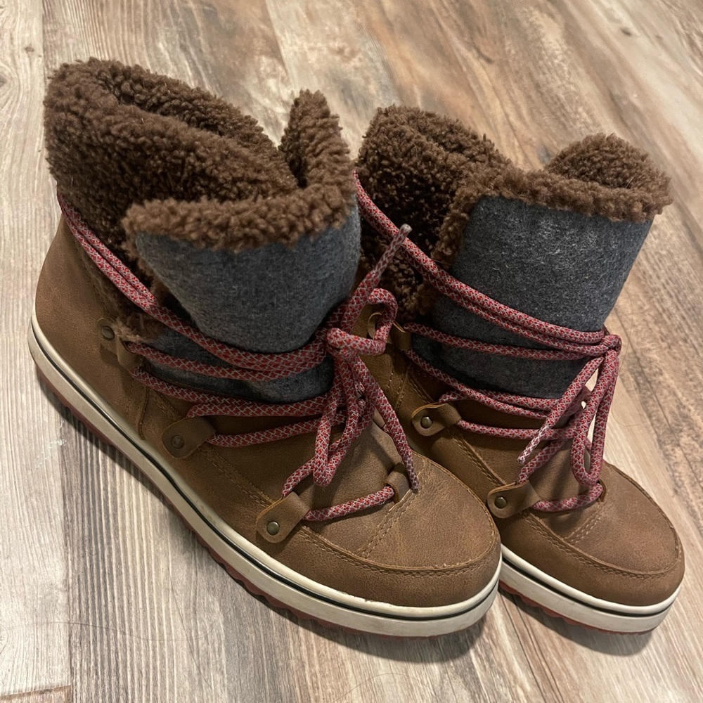 Women’s Maurice’s Winter Boot Size 8.5